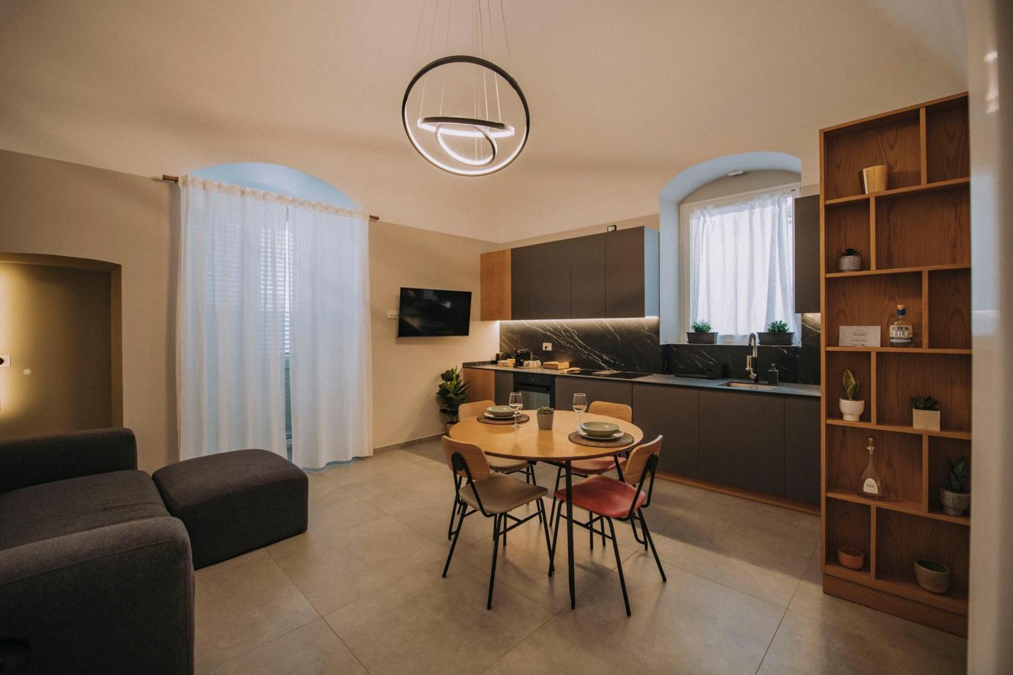 Sea Glow - Luxury Apartment Bisceglie Esterno foto
