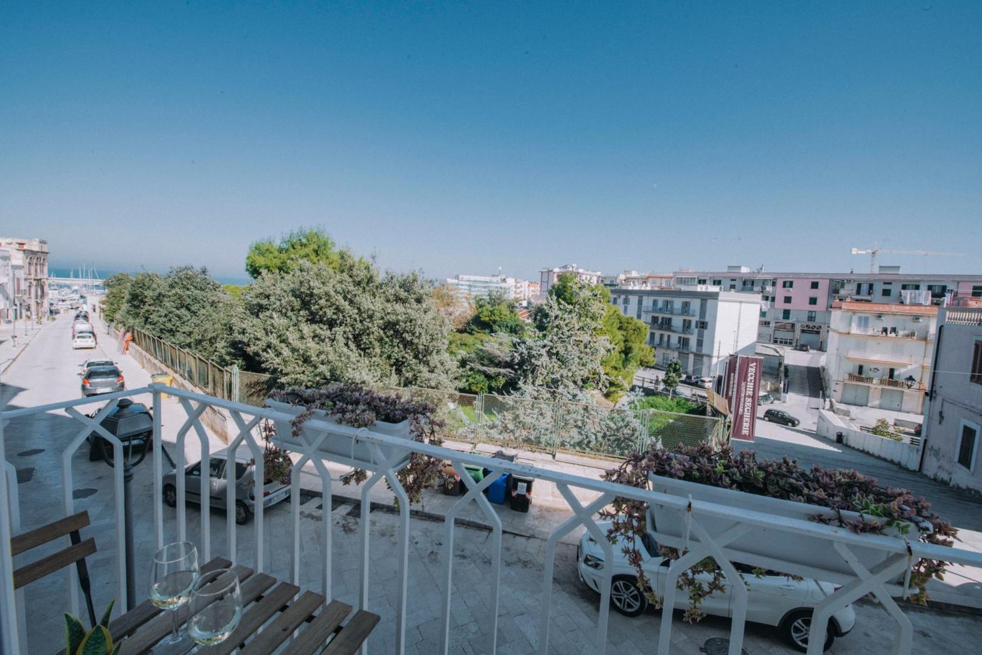 Sea Glow - Luxury Apartment Bisceglie Esterno foto